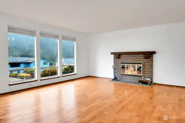 Living Room w/ Wood Burning Fireplace