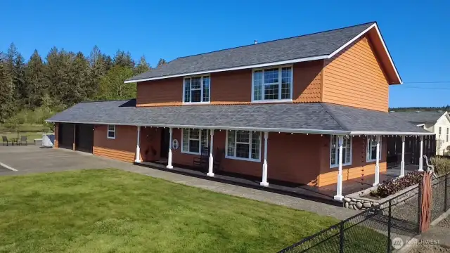 Incredible large home near the river! Mostly fenced with gardening space, outdoor entertainment, and lots of parking!