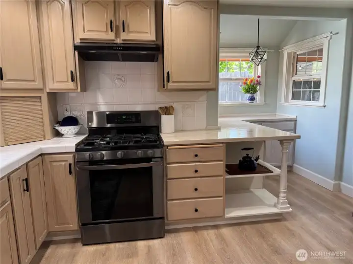New range hood & freshly treated butcher block!
