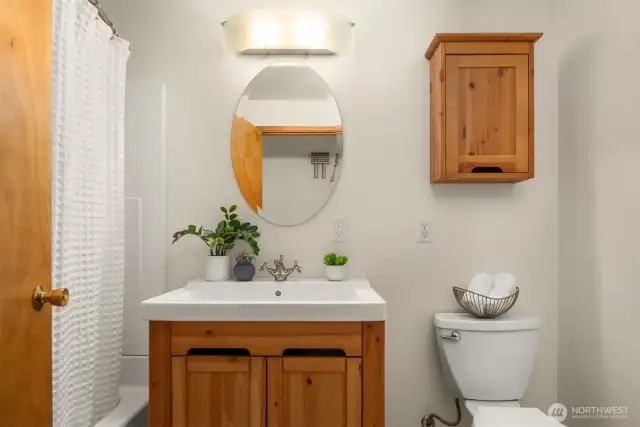 Main floor full bath