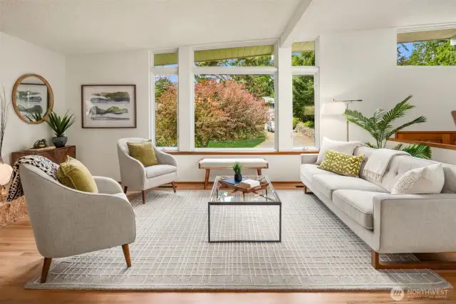 Western facing, you'll love the natural light!