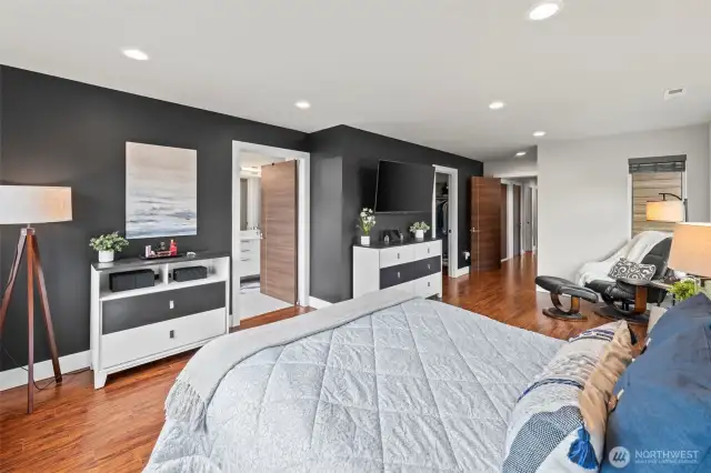 Primary suite.