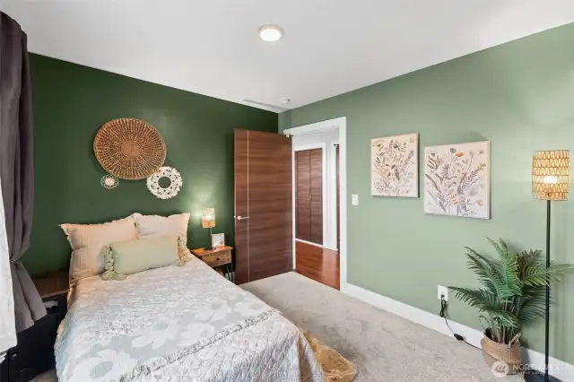 Upstairs bedroom.