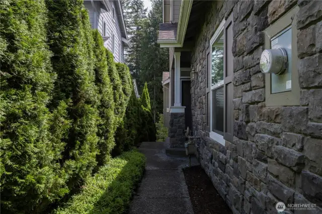 Entry path to front door
