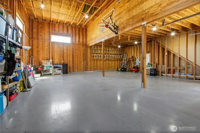 Detached Garage