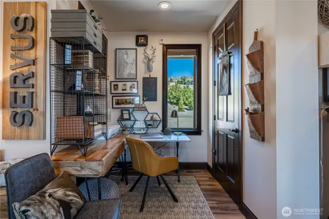 Office nook