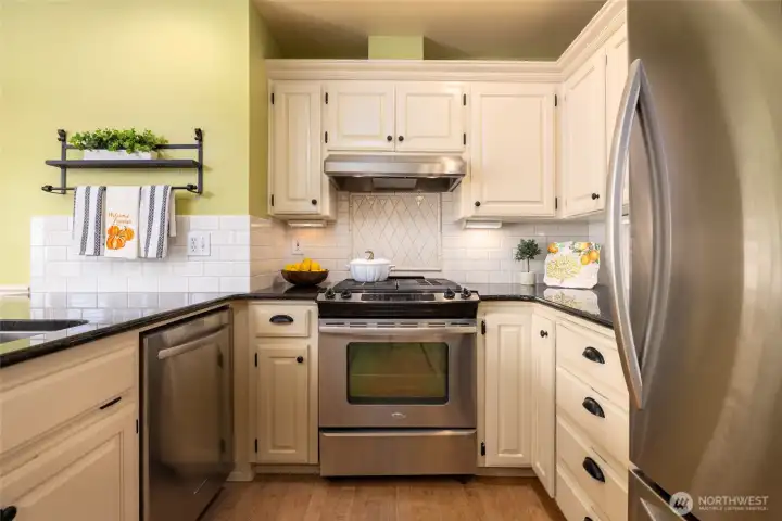 Updated Eat In Kitchen