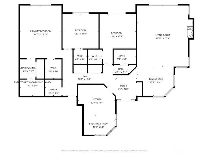 Floor plan, created by Cubicasa App, Measurements deemed highly reliable but not guaranteed.
