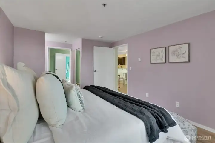Large Primary Bedroom Large Primary Bedroom