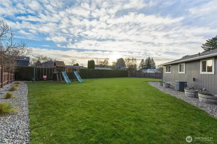 Fenced Low maintenance backyard