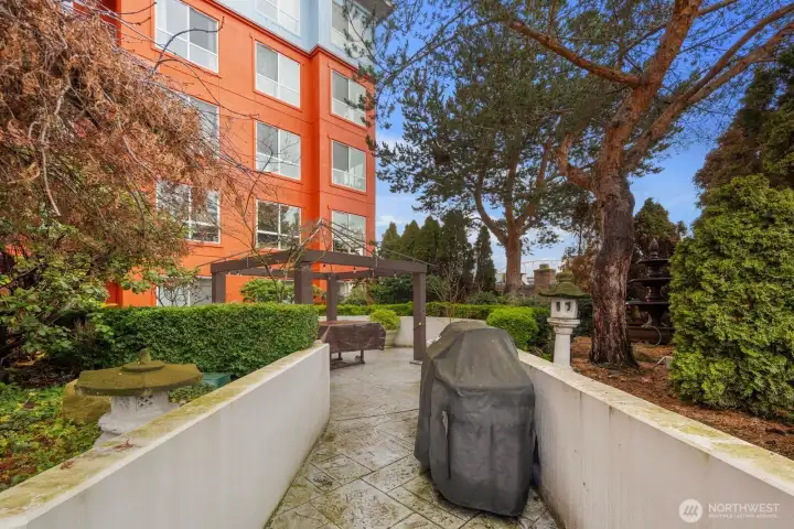 Common area BBQ deck