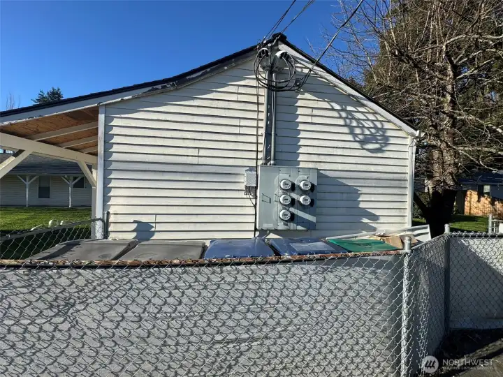 Individually metered electricity.  Garbage, recycling and compost for all units.