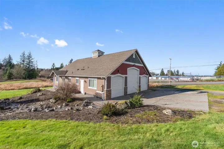 ADU + Detached 3 Garage