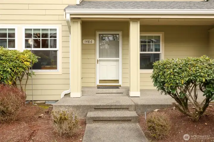 Classic Craftsman covered front porch! Insulated windows w/lovely internal window pane hatching! Easy access to Madigan, JBLM & I-5 commuting corridors!