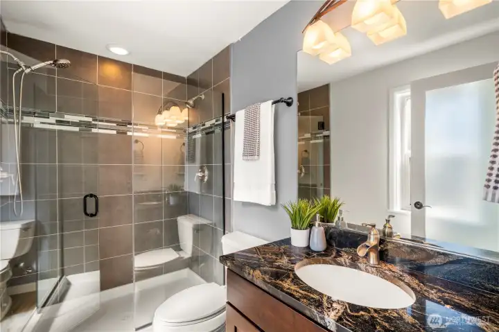 Entry level 3/4 bath