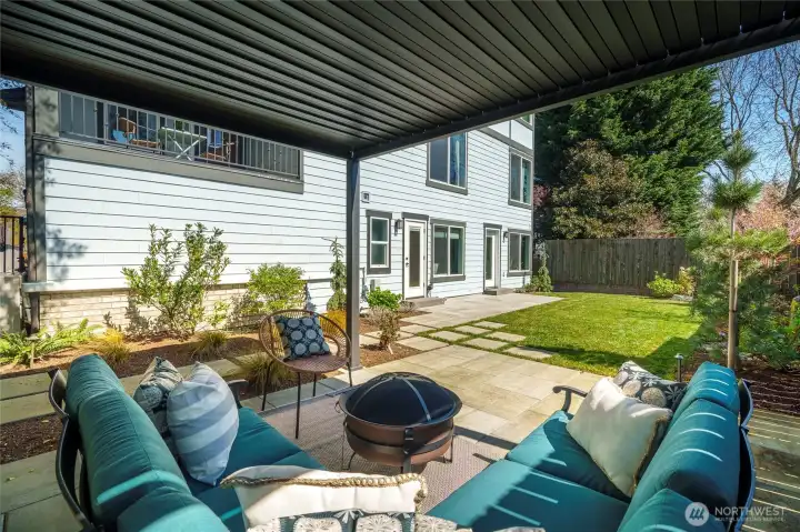 Nicely landscaped , private, fenced back yard