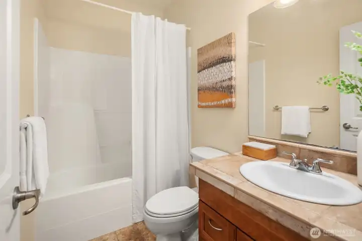 Full bathroom on main level.
