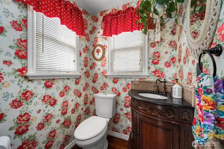 Main level 1/2 bath...