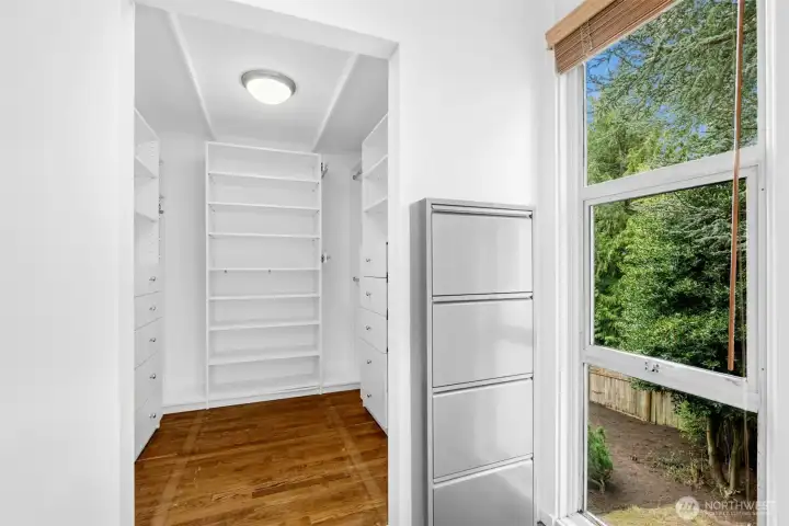 Walk-in closet
