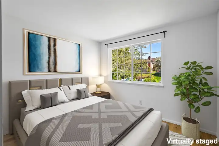Bedroom 2 (upstairs)