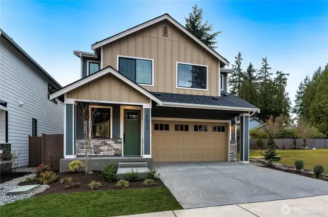 Photo of another Plan 2330 Elevation A at Coyote Ridge. Paint Scheme will vary. Ask for details.