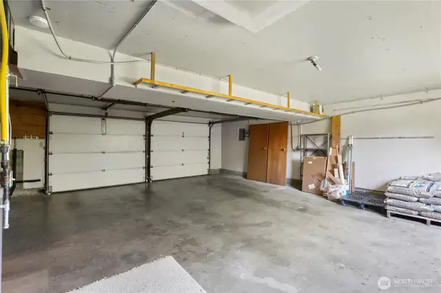 oversized 2 car garage