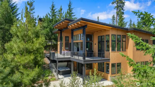 Stunning modern mountain retreat at Suncadia.