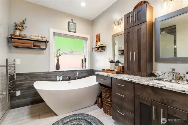 Updated En Suite Bathroom