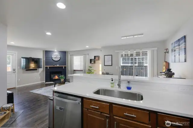 So much counter space