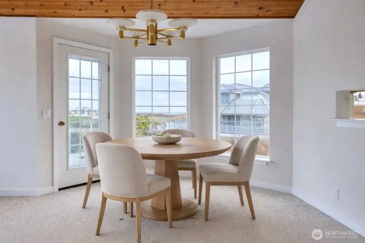 Dining area - Virtually staged with AI