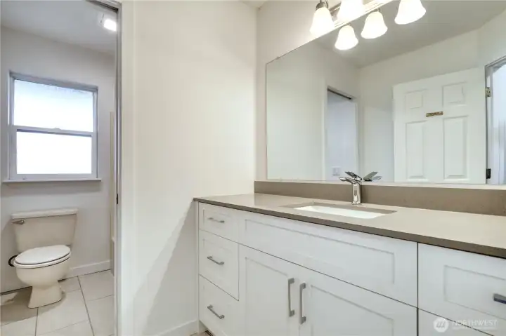 Bathroom near Bedrooms 2 & 3