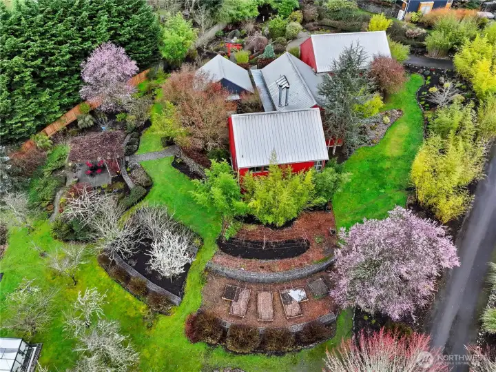 You can see the raised beds, greenhouse is at the bottom left