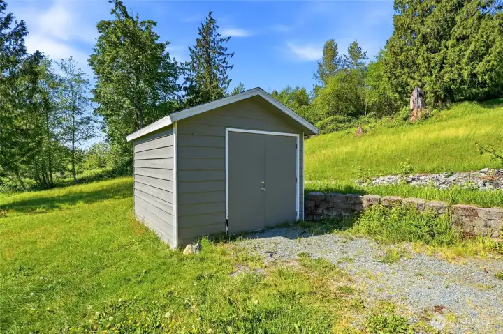 Large shed for