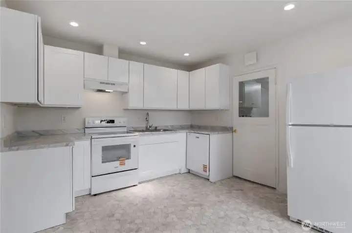 6411 kitchen 3
