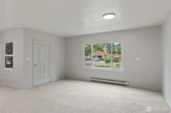 6411 entry and living