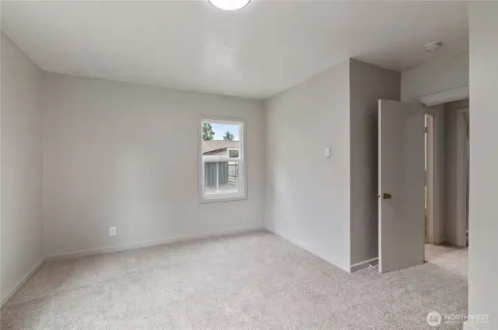 SW bedroom
