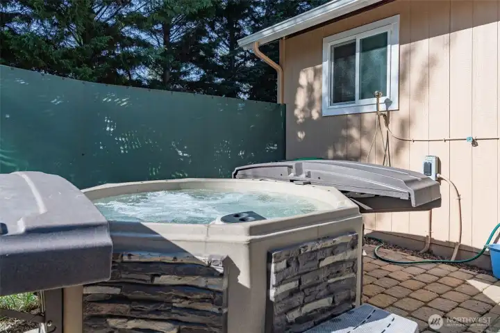 Hot tub