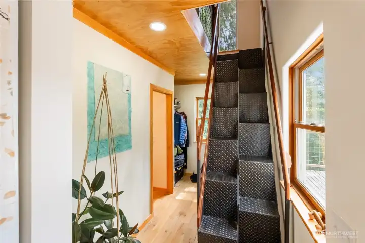 Access to the upstairs loft/ bedroom area in the cabin Access to the upstairs loft/ bedroom area in the cabin