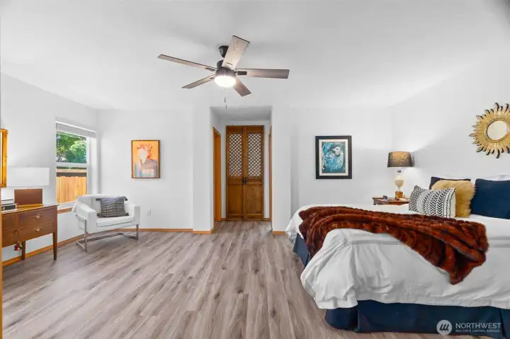 Huge primary bedroom with walk-in closet and 5pc bath with soaking tub Huge primary bedroom with walk-in closet and 5pc bath with soaking tub
