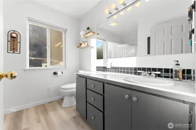 Main floor Bathroom