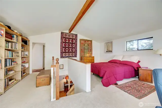 Large primary bedroom.