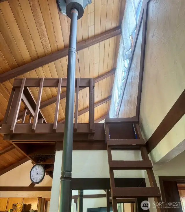Access to loft