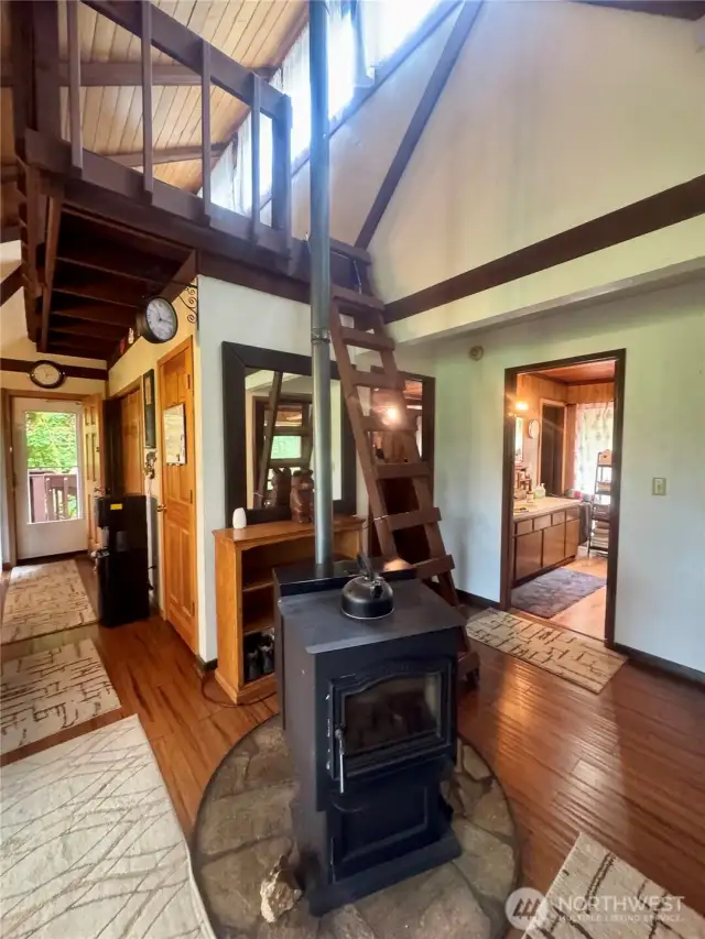 Access to Loft and pellet stove