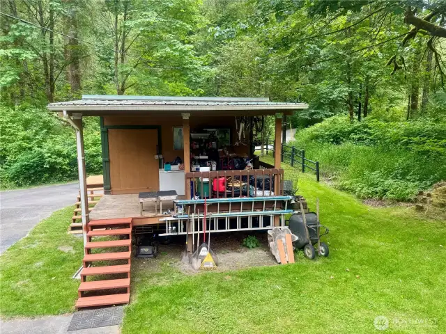 Shed