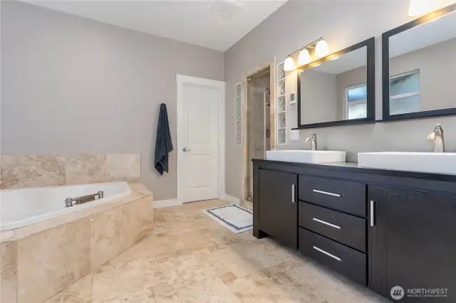 expansive primary ensuite