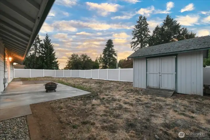 Backyard w/ Toolshed