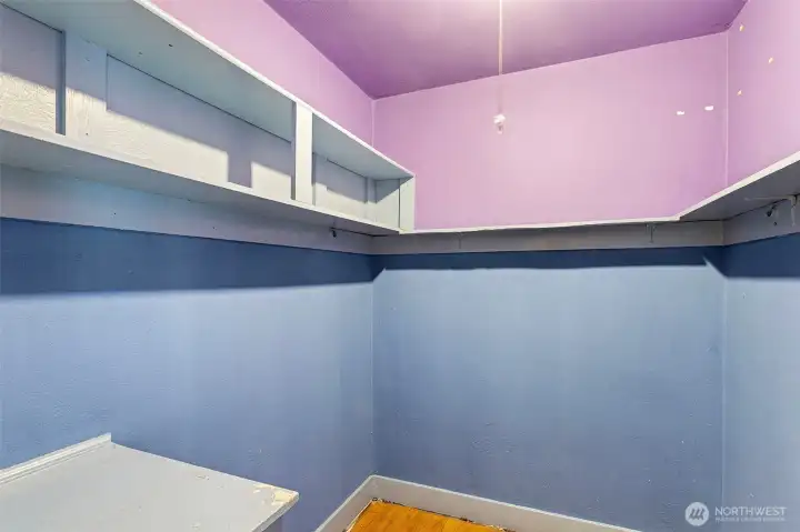 Colorful bonus nook ready for your wardrobe, workstation, or wildly creative studio vibes.