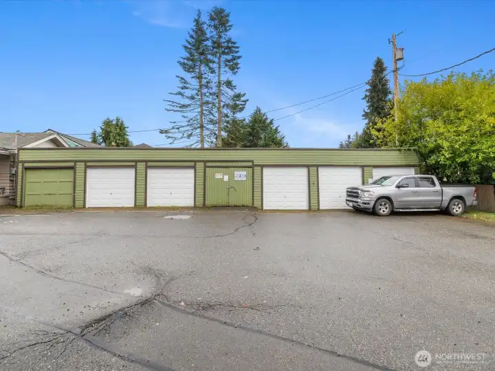 Dedicated off-street parking lot. 5 detached garages offer additional income.