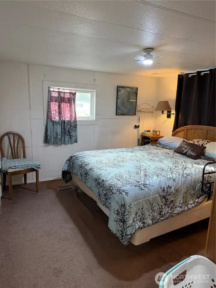 Large primary bedroom