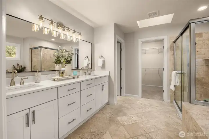 Primary Bath with travertine tile